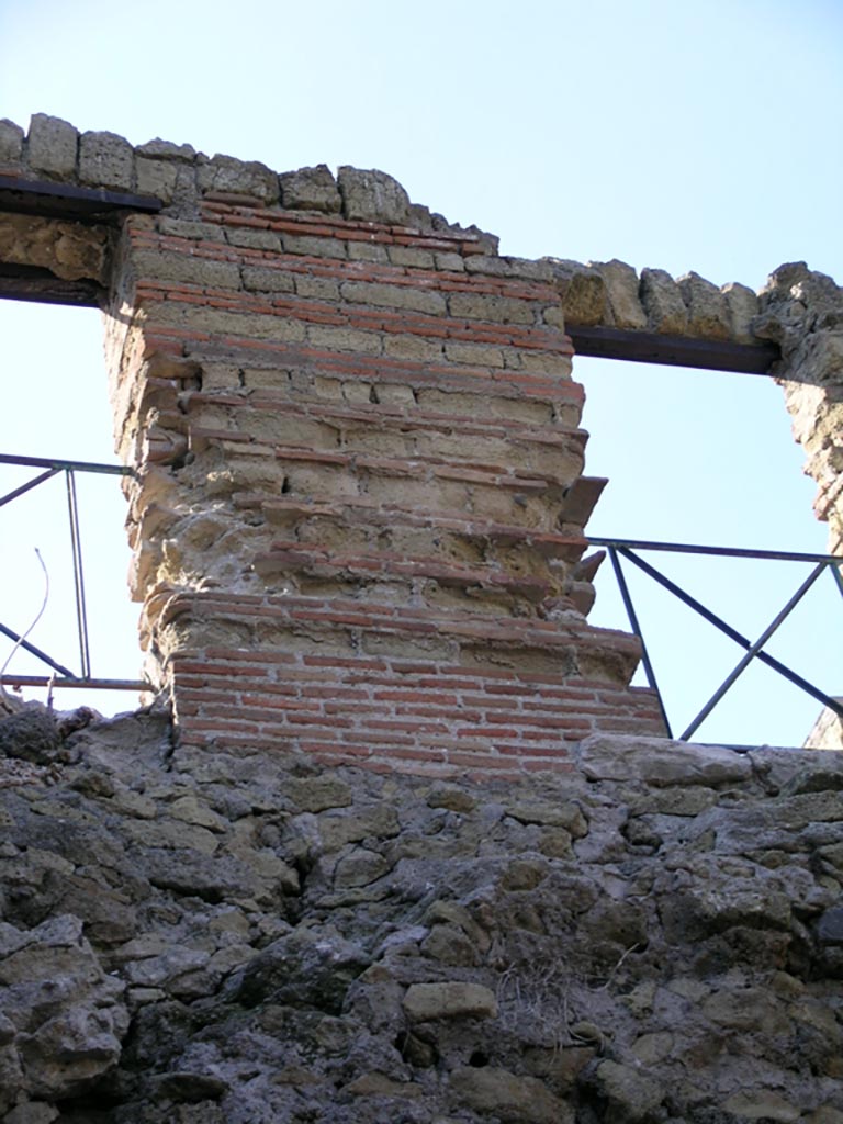 II.1 Herculaneum, May 2006. Looking up from lower floors. Photo courtesy of Nicolas Monteix.